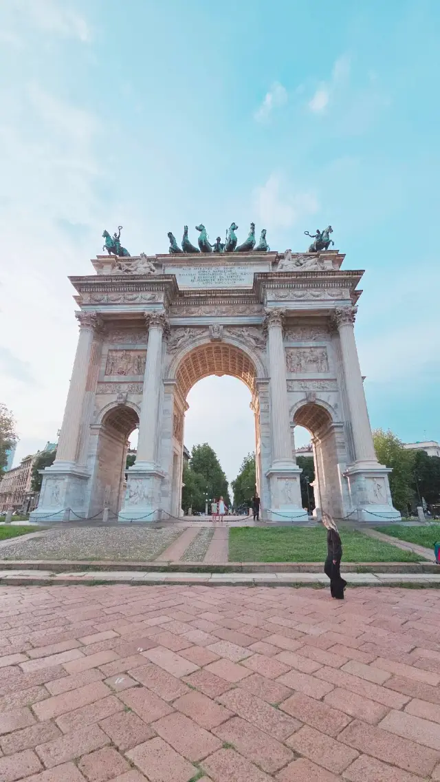 A Stroll to the Arc of Victory