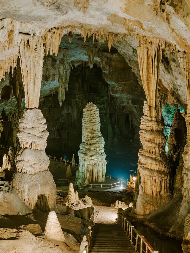 貴州畢節織金洞!帶娃探秘阿凡達地下奇幻世界 貴州畢節織金洞!帶娃探秘阿凡達地下奇幻世界