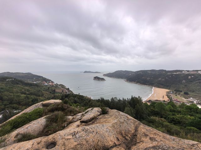 秋日漫步海水不藍的南麂島
