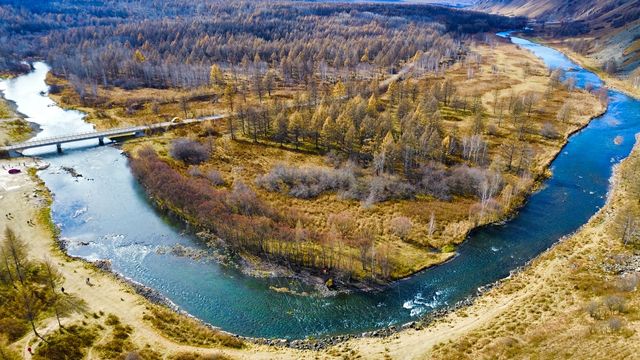 深秋阿爾山騎馬逐浪邂逅大興安嶺最美秋天