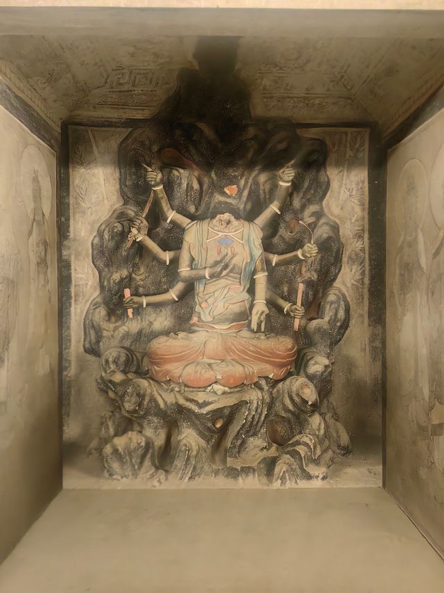 張掖+嘉峪關+敦煌8日遊：丹霞地貌的奇觀，敦煌文化的精髓