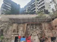 居民樓下的唐代千手觀音