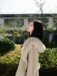 在山谷,觀雲,聽琴,見自己