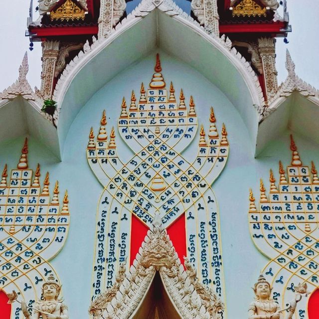 วัดข่อย ไหว้พระขอพร วัดสวย เมืองเพชร