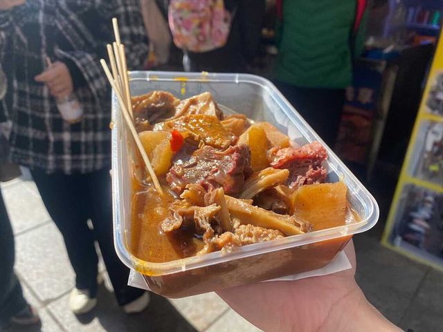 必食牛雜！