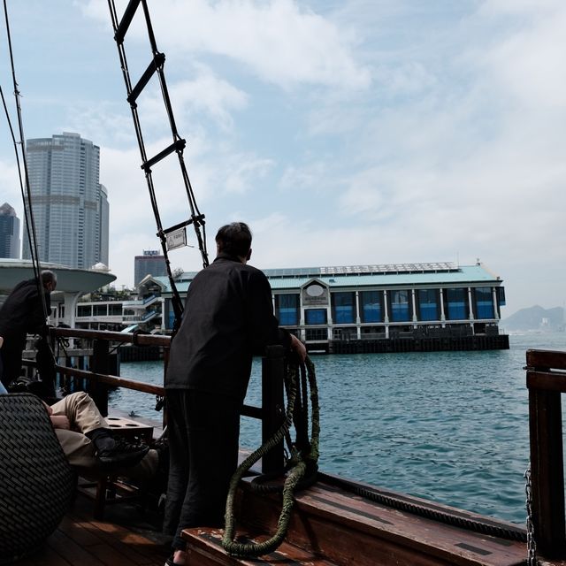 香港｜欣賞維港景色《張保仔帆船》⛵️