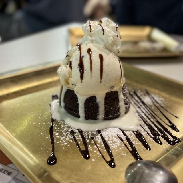 📍香港觀塘｜Bubble Tree · 觀塘工廈超人氣Cafe👍🏻 自家設計餐單心思誠意100分💯