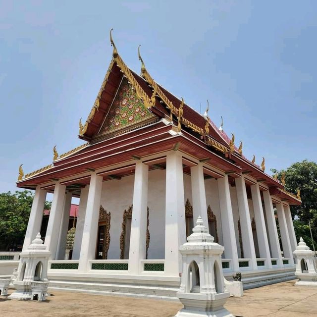 วัดหนังราชวรวิหาร วัดเก่าแก่สมัยอยุธยา