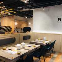 高貴不貴的書香味火鍋：雞湯大叔信義誠品店
