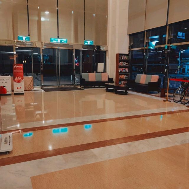 寬敞的嘉義耐斯王子接待大廳
