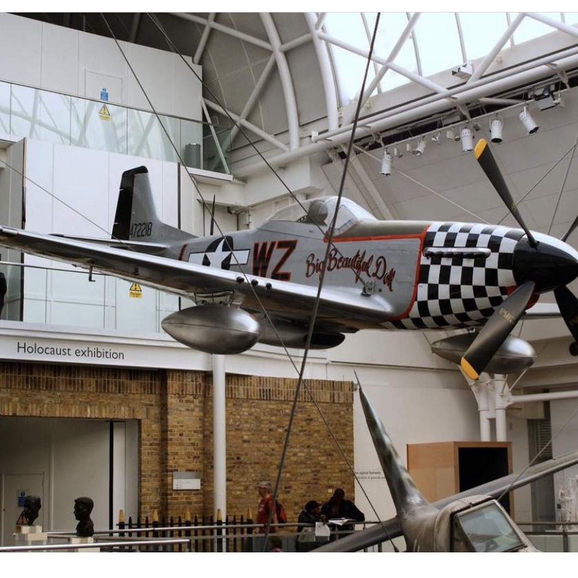 Musée impérial de la guerre. Pavillons d'aviation. Calendrier 2024