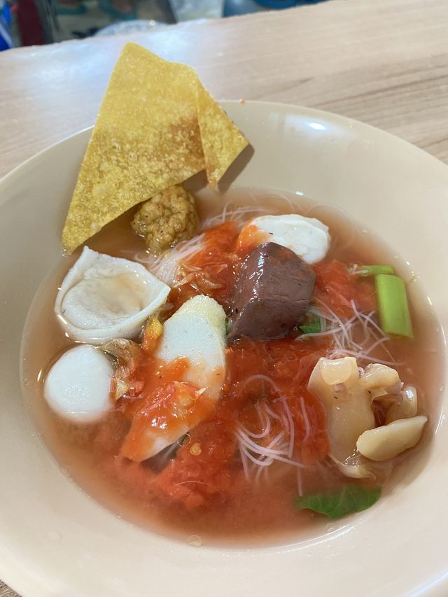 🍜บะหมี่เกี๊ยว เย็นตาโฟรสเด็ด - วังหลังศิริราช🔥