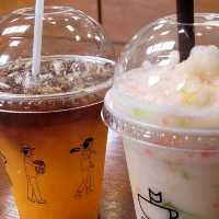 มาย้อนวัยเรียนที่ School Coffee กันค่า 😊📝