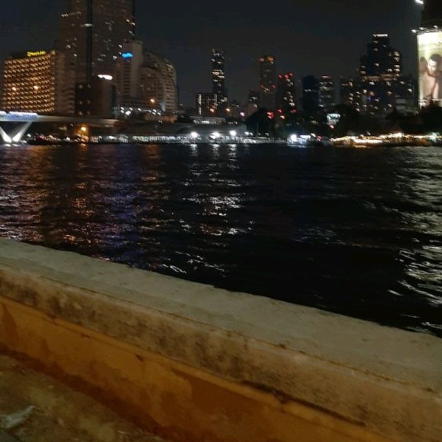 Ibis Bangkok Riverside