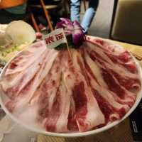 必食油麻地滾爺椰子雞煲