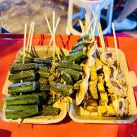 ถนนคนเดินวัวลาย เชียงใหม่ เดินเพลินทุกวันเสาร์ 