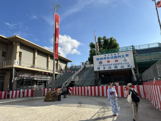 福岡・博多。2023年『博多祇園山笠』が行われる博多の総鎮守『櫛田神社』