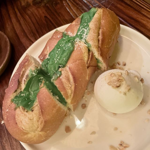 環境超棒的打卡越南餐廳 