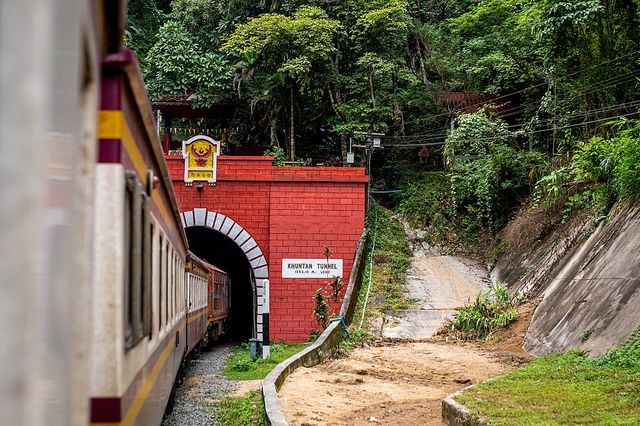 ‘อุโมงค์ขุนตาน’ ‘อุโมงค์ขุนตาน’