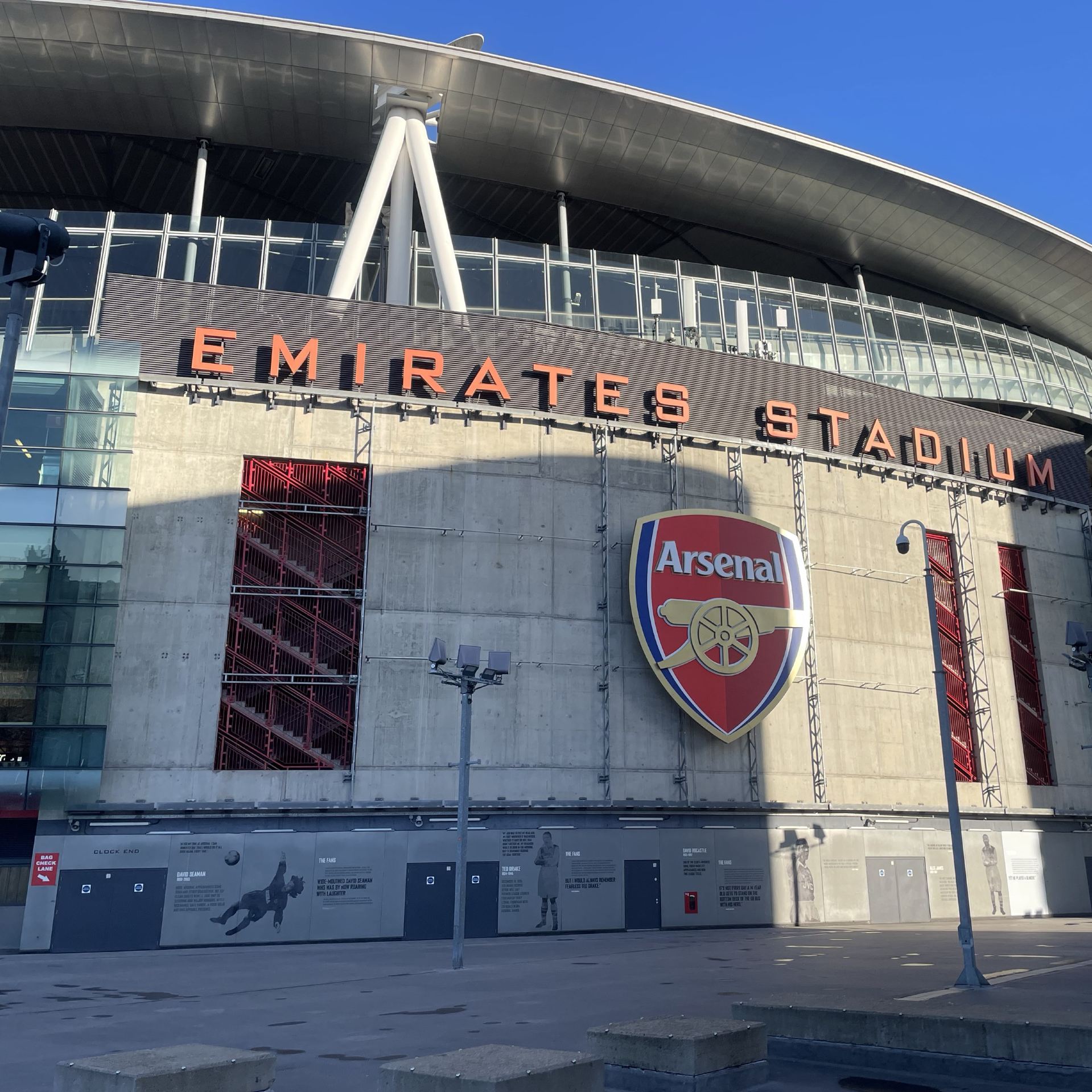 Hành hương đến Sân vận động Emirates của Arsenal