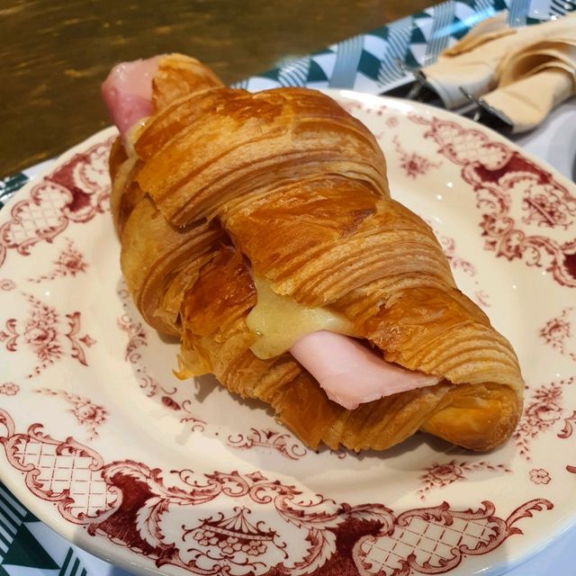 Best croissant in Singapore