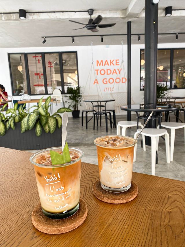 Mediterranean-Inspired Café in Kuala Lumpur 