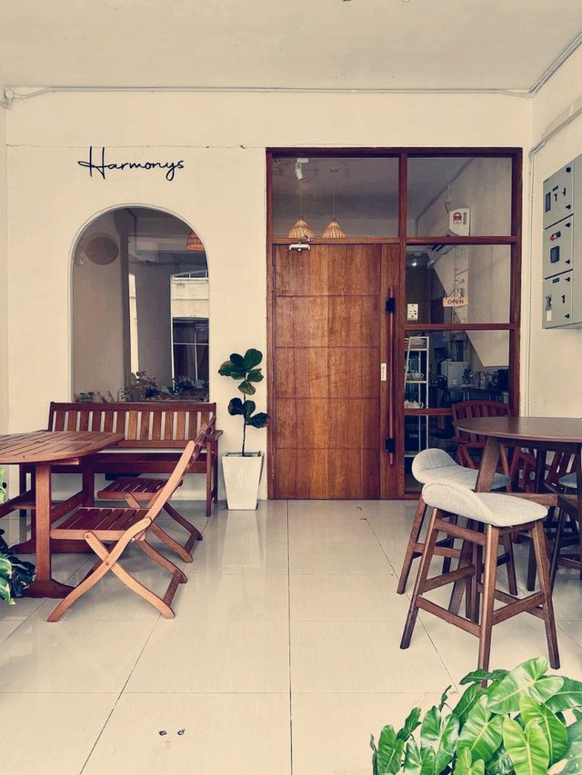 Harmonys Cafe