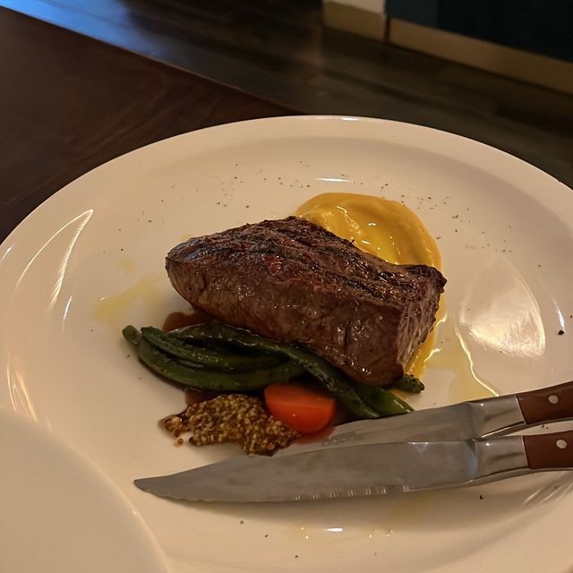 넓은 정원과 맛있는 음식이 있는 분위기 좋은 별내 레스토랑