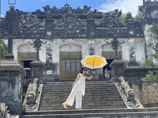 A visit to The Tomb of Khai Dinh in Hue