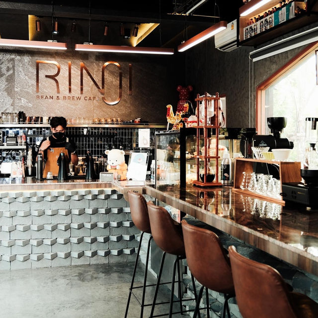 RINJI BEAN & BREW CAFÉ