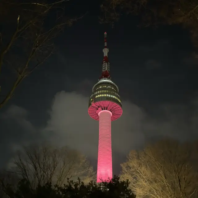 韓国ソウルタワー