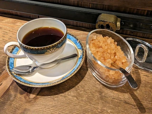 走入神保町舊書街的復古咖啡店：Milonga Nueva