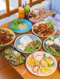 Fresh Seafood Feast: Gazebo Cafe Simpang Ampat 