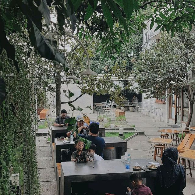 DADI'S COFFEE | COZY & AESTETHIC DADI'S COFFEE GARDEN