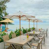 ที่พัก&คาเฟ่ ริมทะเล ฟีลต่างประเทศ พัทยา-บางเสร่