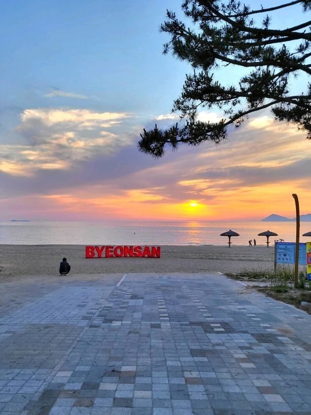 휴양지 느낌 가득 전북 일몰명소 변산해수욕장🏖