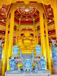 The World’s Largest Outdoor Museum 🏛️🇹🇭✨