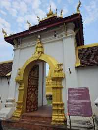 สัมผัสความงามของสปป.ลาว ณ พระธาตุหลวงเวียงจันทน์