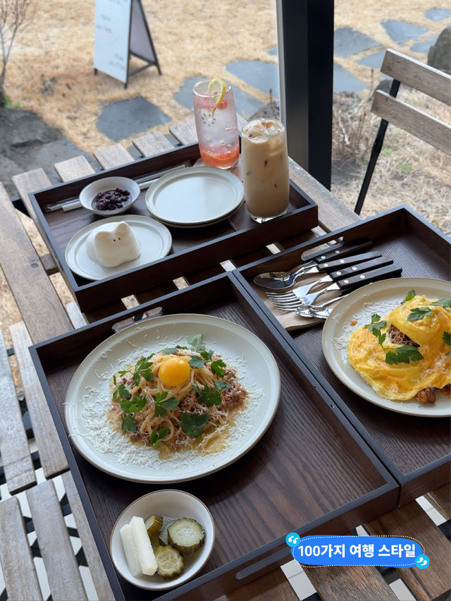 브런치부터 음료메뉴까지 맛스러운 음식이 가득한 제주 이지고잉