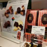 「ROYCE」迷必去 ROYCE CACAO & CHOCOLATE TOWN👍😋