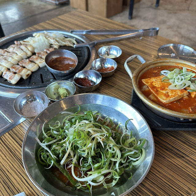 【韓国/済州】涯月（エウォル）で済州黒豚食べるならここ！