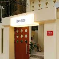 Lạc Êm