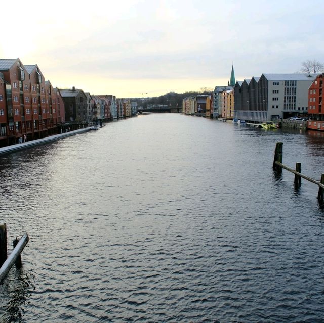 挪威的教育城市Trondheim，最後的極光