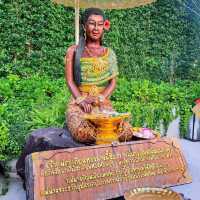 แลนมาร์คสายมู 𝐏𝐡𝐨𝐞𝐧𝐢𝐱 ประตูชั้น 6