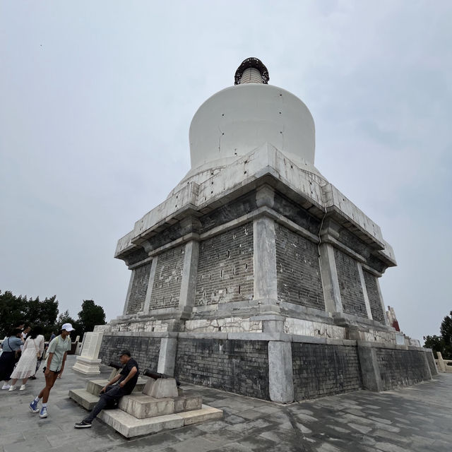 A Journey into Tranquility: Discover the Timeless Beauty of Beihai Park