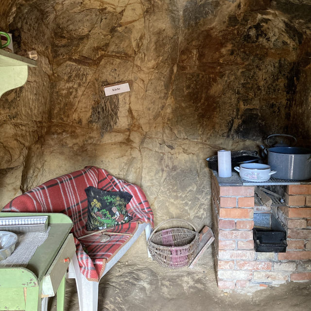 독일 에 있는 동굴주거지 Höhlenwohnung an der Altenburg