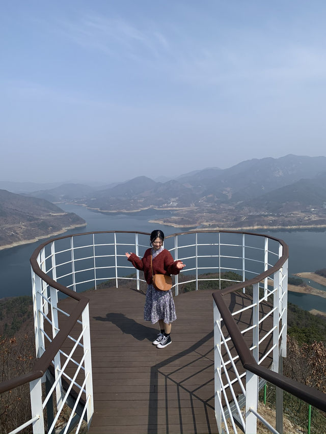 모노레일바이크 탑승하고 올라가는 비봉산 정상