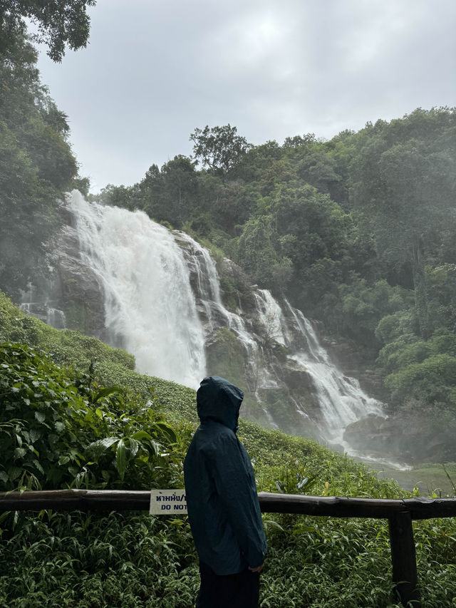 น้ำตกวชิรธาร | เชียงใหม่ ⛰️🌧️🪨💦🌿