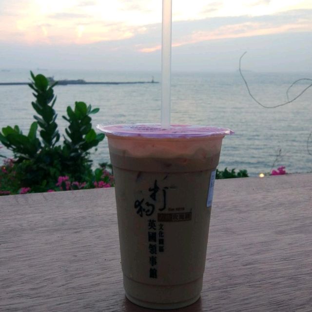 穿越時光，啜飲海風：高雄打狗博物館的午後時光