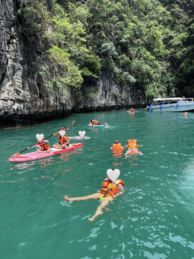 เที่ยวเกาะพีพี กระบี่🌊